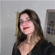 Estudiante de segundo año de grado universitario en idiomas. Soy enérgica, motivada y trabajadora.